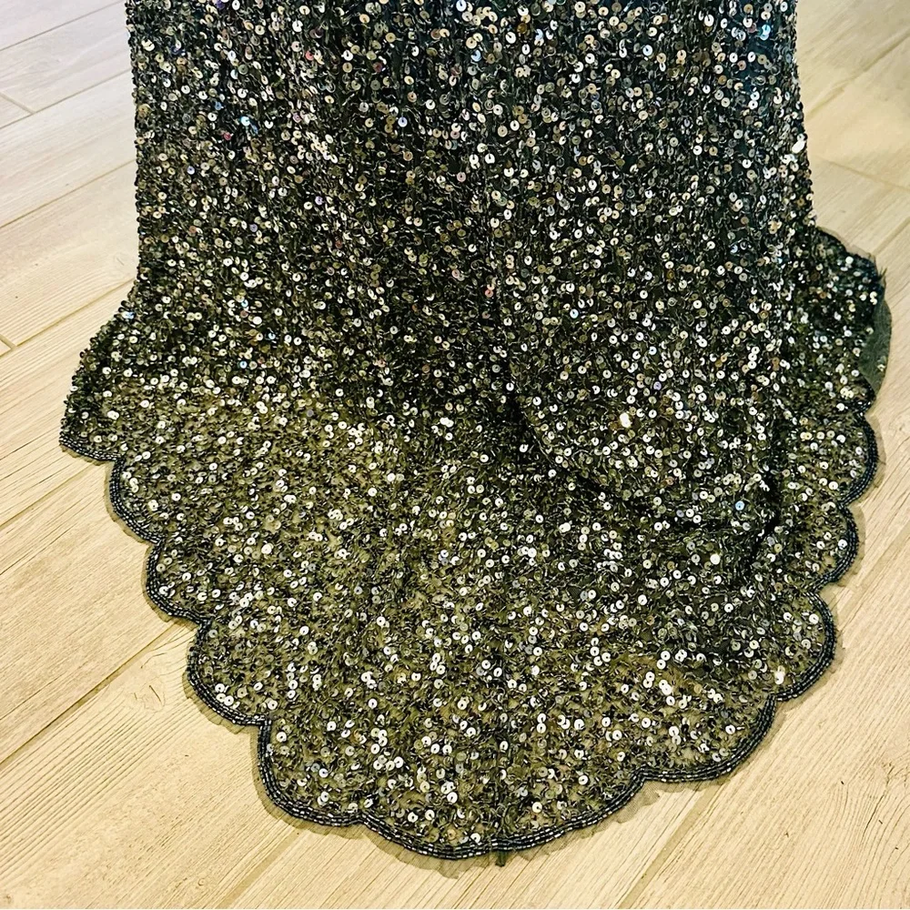 Mac Duggal Sequin V-Neck Empire Waist Sleeveless  Gown Size 8 Charcoal NWT 4930 - Picture 7 of 15